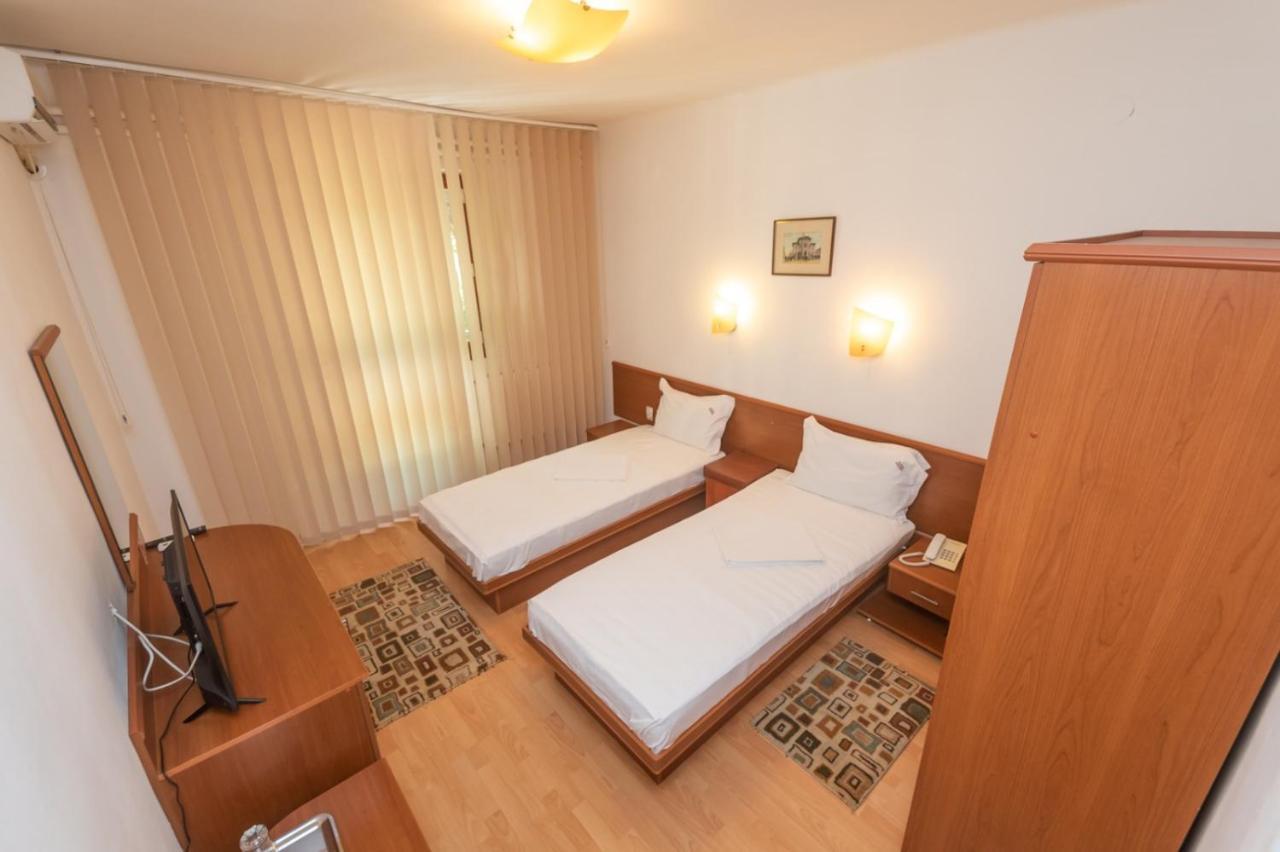 Hotel Amurg 에포리수드 외부 사진